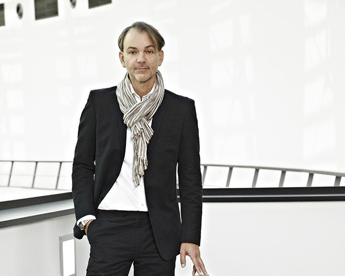 Mr_PeterM's tweet photo. The guy who’s keeping us talking: Head of design at BMW Group🤔 https://t.co/IeQAqacmtV
