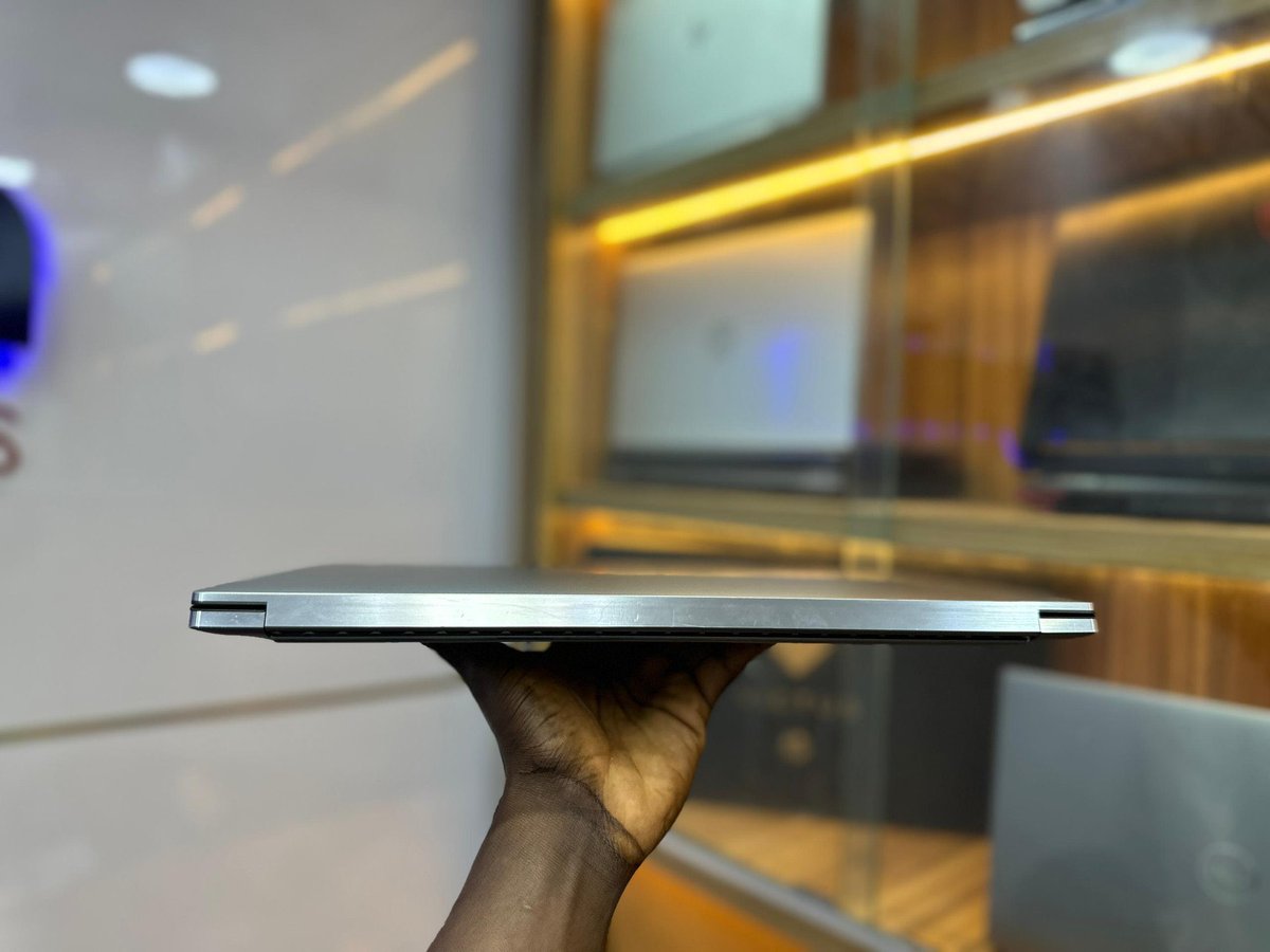 DouglasWalulya's tweet photo. Dell Precision 5550 Touchscreen
Intel Core i7-10850H 
16gb ram
256 GB  ssd 
4gb Nvidia Quadro T1000 Dedicated graphics
20gb total graphics memory
10th generation
Backlit Keyboard
3840x2160 15.6” 4k display https://t.co/lOr1SmI9X0