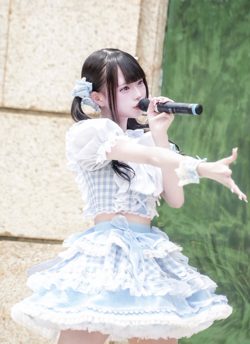 aiaru_aula's tweet photo. 名古屋で今きてる水色アイドル見つけた♡ https://t.co/uROy2BDaNp