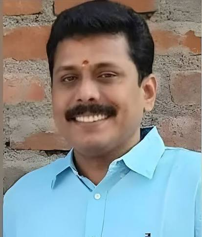 Crime_Selvaraj's tweet photo. DETAILED NEWS:

ATTEMPTED POACHING OF TVK MLAs' EXPOSED -- 

THREE ARRESTED FOR THE BID TO BRIBE TVK UTHANGARAI MLA N ILAIYARAJA;
OFFERED ₹35 CRORE TO SHIFT HIS ALLEGIANCE

ROLE OF EX-MINISTER V SENTHIL BALAJI & HIS BROTHER V ASHOK KUMAR REVEALED

Chennai city police arrested three persons for allegedly offering ₹35 crore to Tamizhaga Vettri Kazhagam (TVK) MLA N. Ilaiyaraja, who represents the Uthangarai Assembly constituency in Krishnagiri district, to vote in a particular manner during a proposed motion against the Speaker of the Tamil Nadu Legislative Assembly.

In his complaint, Ilaiyaraja stated that he and his family were threatened after he rejected the offer. The arrested were identified as Thirunavukkarasu of Arumbakkam, Naresh of Tiruchi and Thiagarajan of Medavakkam.

While the DMK and AIADMK have accused the TVK of attempting to poach their legislators to strengthen its position in the Assembly, the arrest of the three suspects exposed an alleged attempt to poach TVK MLAs on behalf of a former minister and his brother.

In an official release, the Chennai city police stated that one of the arrested accused told investigators that he acted on the instructions of former Tamil Nadu minister V. Senthil Balaji and his brother V. Ashok Kumar.

According to police, Ilaiyaraja received a phone call from Thirunavukkarasu a few days before lodging the complaint. The caller introduced himself as a representative of an opinion polling firm, Indian Political Democratic Strategies (IPDS), and claimed that he wished to arrange a meeting on behalf of members of a major political party. Ilaiyaraja declined the request, citing prior commitments.

Police said Thirunavukkarasu contacted the MLA again and allegedly offered him up to ₹35 crore to vote in a specified manner during the proposed motion against the Speaker. Ilaiyaraja rejected the offer and instructed the caller not to contact him again. The caller then allegedly threatened the MLA and his family with consequences if he disclosed the conversation.

Following the incident, Ilaiyaraja approached Chennai City Police Commissioner A. Amalraj and lodged a formal complaint on Monday. The petition was forwarded to Triplicane Deputy Commissioner of Police V. Jayachandran for investigation.

A police team tracked and arrested Thirunavukkarasu. Based on information obtained during interrogation, a team led by Inspector of Police Karunakaran arrested Naresh in Tiruchi, while another team arrested Thiagarajan in Medavakkam.

Police said the investigation revealed that V. Ashok Kumar, brother of former Tamil Nadu minister and Coimbatore South MLA V. Senthil Balaji, met accused Naresh at a location in Chennai. Investigators further stated that Thirunavukkarasu contacted the complainant on the instructions of V. Senthil Balaji and V. Ashok Kumar.

Meanwhile, police detained four more suspects in connection with the alleged attempt to poach the TVK MLA. Preliminary inquiries revealed that the group approached a few legislators and planned to target at least 15 TVK MLAs to persuade them to shift their allegiance.

TVK office-bearers also approached the Election Commission of India, alleging a large-scale attempt to poach the party’s MLAs to topple the State govt.

Police said further investigation was under way to ascertain the full extent of the alleged conspiracy and identify the involvement of other persons in the case.

#CrimeSelvaraj #CMJosephVijay‌ #CMVijay‌ #DMK #PoachingMLAs #TVKMLAs