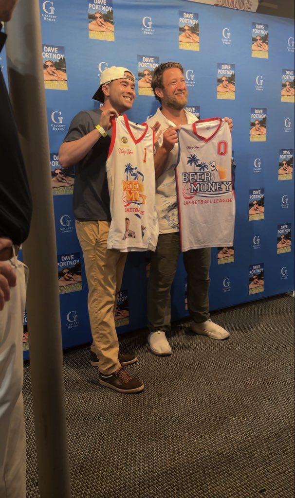 The_BMBL's tweet photo. Legendary. @stoolpresidente https://t.co/DrQg9HbmQp