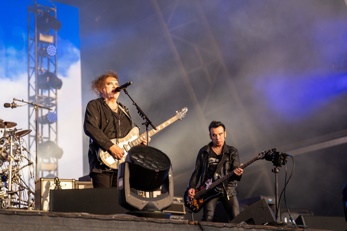 chriscardipix's tweet photo. The Cure - June 28 2026 - Belsonic - Ormeau Park - Belfast, UK

📷 Sony Alpha 7 III
#TheCure #RobertSmith #SimonGallup #ReevesGabrels #JasonCooper #RogerODonnell #EdenGallup @thecure https://t.co/euIqyVJDRj