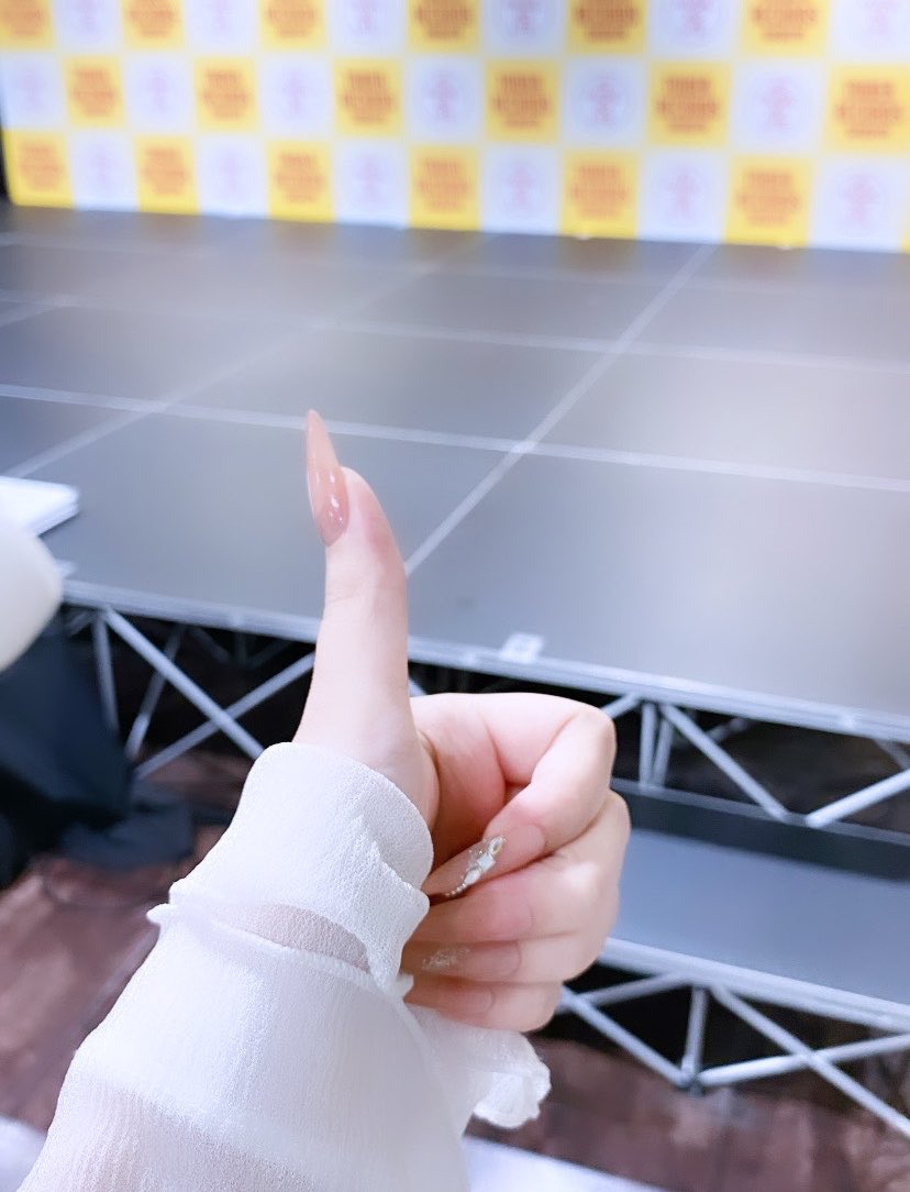 luvpupukun's tweet photo. 260626✨️
1部と2部どっちもちゃんと答えてくれる激メロひょぷさん( UT ̫ T)ﾉ💮💕💕💕
他にもたーくさん目線くれてチャレドルすぎ(°⸝⸝ •   ̫   < ⸝⸝°`⁠)/➰🌟
特典会ボロボロだったのは笑えん😇😇😇
たくさん幸せくれてありがとっ😘💋 https://t.co/ioQkR3Hjj9