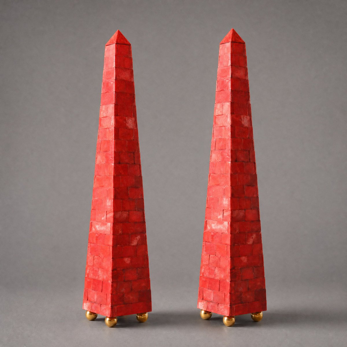 Fine_Antiques's tweet photo. Andrew Allfree’s decorative obelisks sit like miniature monuments, their quiet presence shaping any mantel or console. Hand-finished patina and precise proportions reward close inspection. Message for dimensions and provenance. #antiques #HomeDecor https://t.co/kYz2luMiM4 https://t.co/18NxPoKHJw