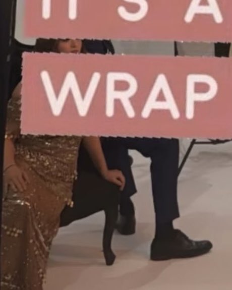 meowrkin's tweet photo. BEA IN THAT DRESS I AM SO READY FOR YOU https://t.co/5VRU399yNx