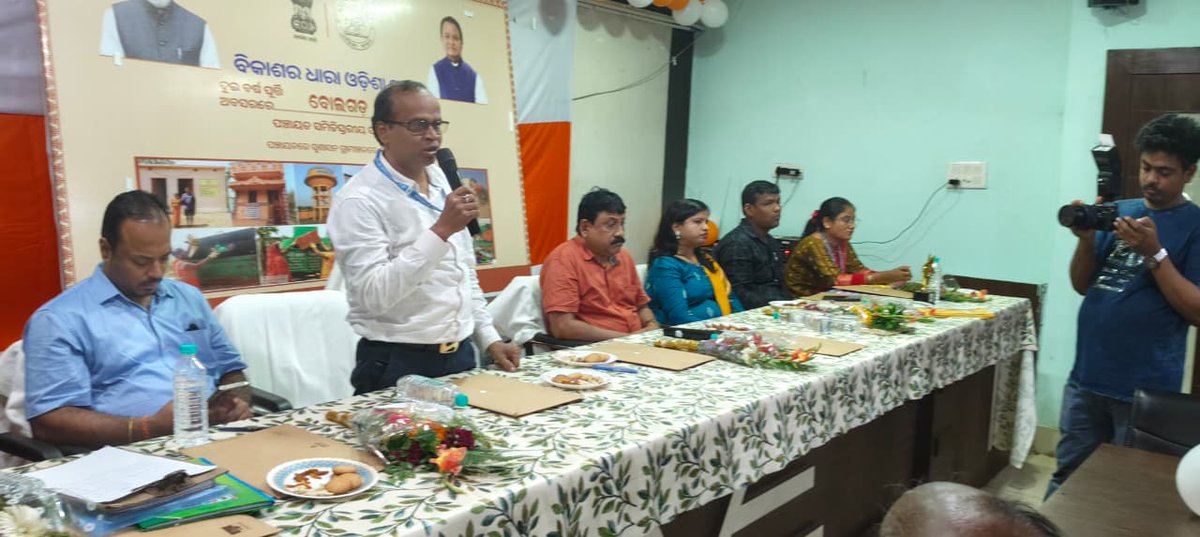 SDTEOdisha's tweet photo. ଖୋର୍ଦ୍ଧା ସଦର ଏବଂ ବୋଲଗଡ଼ରେ ବ୍ଲକସ୍ତରୀୟ ସ୍ୱାବଲମ୍ୱୀ ଯୁବ ସମୃଦ୍ଧ ଓଡ଼ିଶା ସମାବେଶ ଆୟୋଜିତ ହୋଇଯାଇଛି
#2YearsofLokankaSarakar
#BikasharaDharaOdishaSara
#2YearsofJubaSamruddhi https://t.co/vPzy4dBcka
