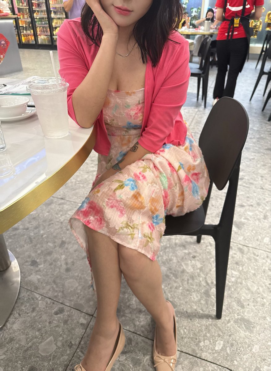 Seeueet's tweet photo. 一会带水泽去露出

#露出 https://t.co/d11DyAMGs3