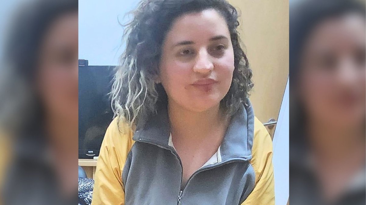 leodelga2's tweet photo. #Rosario Continúa la búsqueda de Micaela Albornoz🚨🔎 Anoche hallaron prendas que serían de ella, en la zona del Laguito del Parque Independencia. Se encuentra desaparecida desde el 24 de junio. La Fiscalía y la #PDI trabajan en el caso #BúsquedaDePersonas @emergenciasAR https://t.co/YFIMqqfWdV