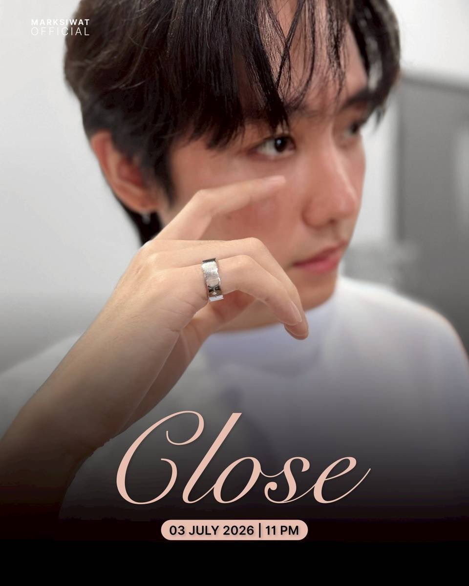 MSiwatofficial's tweet photo. Pre-orders close on July 3

✨Detail
🤍เนื้อเงิน Silver 925
🤍มีลายนิ้วมือของมาร์ค สลักอยู่บนแหวนแบบ Exclusive
🤍 มี 3 ไซส์ ให้เลือก (รายละเอียดในภาพด้านล่าง)
Details
🤍 Material: Silver 925
🤍 Features Mark's fingerprint exclusively engraved on the ring
🤍 Available in 3 sizes

https://t.co/AjQPniCVw4

✨ราคา 
💰1,890 บาท + ค่าจัดส่ง 50 บาท (จัดส่งในไทยเท่านั้น)
💰Price 
1,890 THB + Shipping fee 50 THB (Only in Thailand )  

#MSIWAT 
#Marksiwat