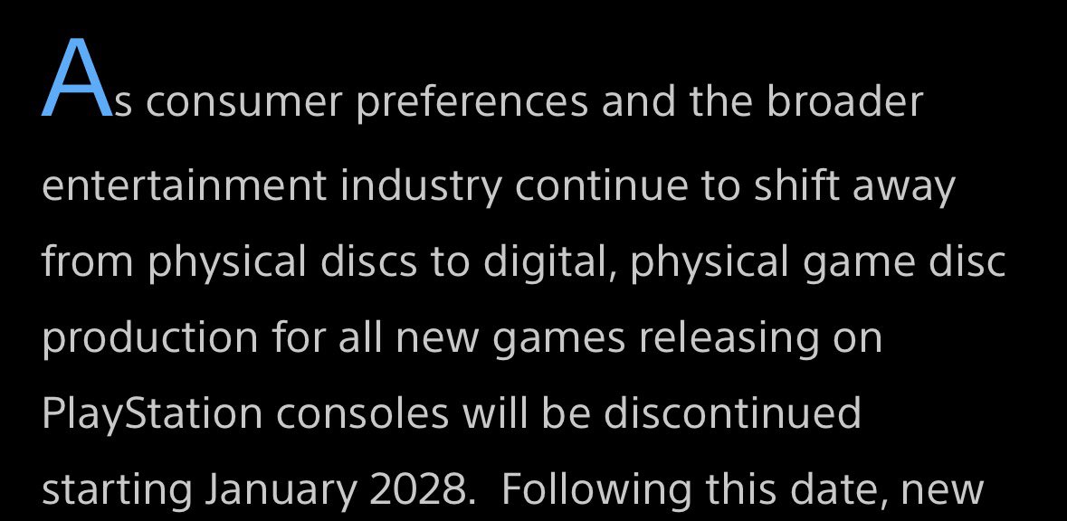 s1nicki's tweet photo. rockstar games doesn’t release a disc for ONE game and sony decides to join them LMFAOOOO https://t.co/xDMXn2uxa6