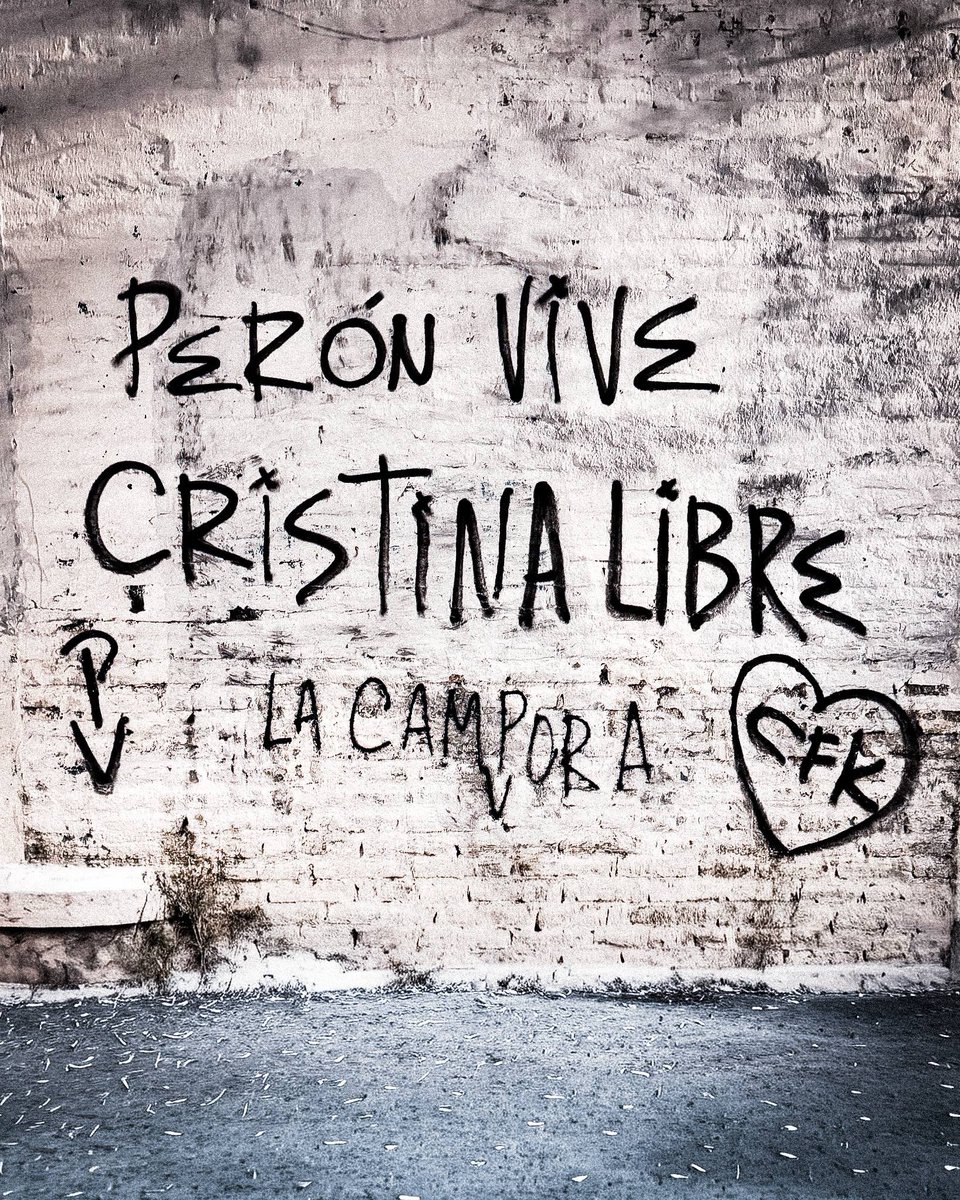 la_campora's tweet photo. Ayer por Perón. Hoy por Cristina. ✌🏽

— 52 años del paso a la inmortalidad de Juan Domingo Perón. 🇦🇷 https://t.co/yd8oR1zz7q