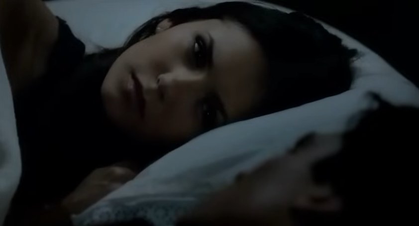 coelhostristess's tweet photo. se eles estavam tão acostumados a deitarem na mesma cama estavam destinados a se casarem e serem endgame https://t.co/r9Cs3drM9r