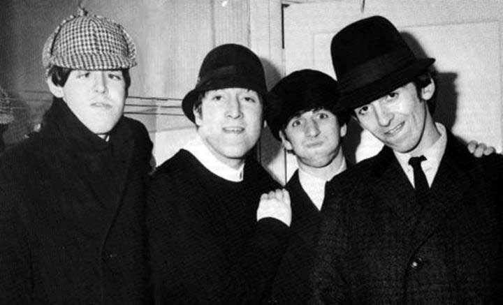 sgtpeppersgf's tweet photo. them all doing the same exact face expression https://t.co/5tCywQSEt4