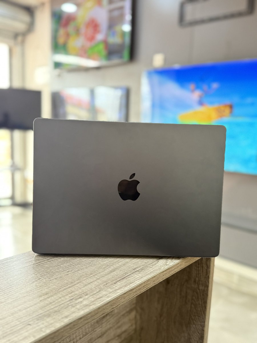 ElectroThrift's tweet photo. MacBook Pro M5 16/512gb 14-inch
Cc 50

GH₵ 15,699

Talk to us !
☎️059-861-7460

Visit us - SJA Electronics on Google maps 
📍Ashaley Botwe, Top Floor of the building adjacent Peace Be Plaza. https://t.co/tFr2regPrX