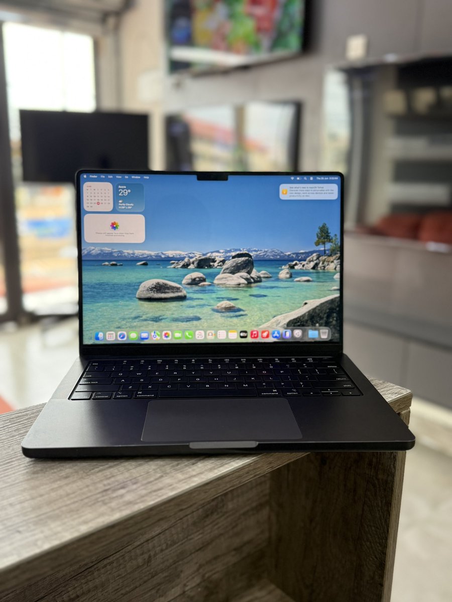 ElectroThrift's tweet photo. MacBook Pro M5 16/512gb 14-inch
Cc 50

GH₵ 15,699

Talk to us !
☎️059-861-7460

Visit us - SJA Electronics on Google maps 
📍Ashaley Botwe, Top Floor of the building adjacent Peace Be Plaza. https://t.co/tFr2regPrX