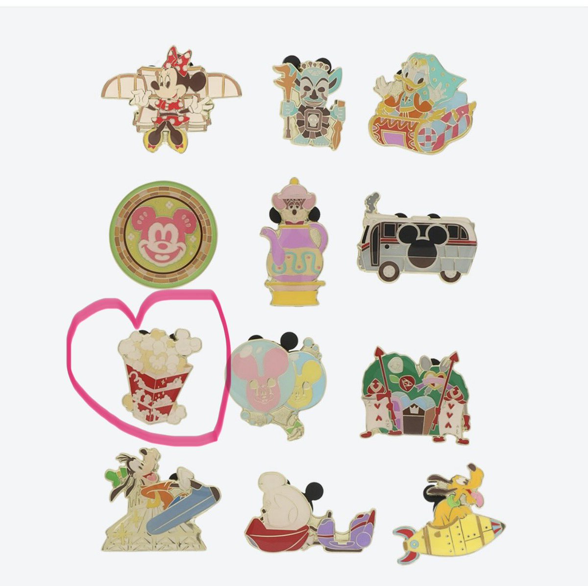 k_nae10's tweet photo. 【交換】
ディズニー ピンバッジ ピンコレクション

【譲】
シリキ･ウトゥンドゥ

【求】
ポップコーン

郵送での交換希望です。
検索からでもお気軽にお声がけ下さい。
 #TDR_trade https://t.co/2OnSube3Wx