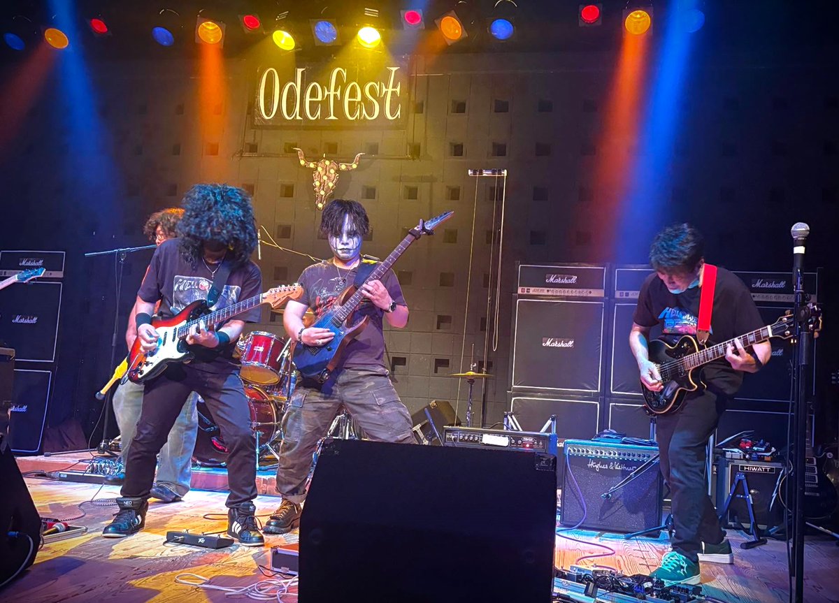 Odefest's tweet photo. 『おでフェスト2026』写真！

トップバッターは、このバンド！
"メロディック・スピード・パワーメタルなら俺たちに任せろ！"

5月に四十周年アニバーサリーツアーで来日公演を東京・大阪で行ったばかりのジャーマンメタルの雄「HELLOWEEN」トリビュート、その名も『ELLOWEEN（エロウィン）』が、 https://t.co/QLzuPDm5wa