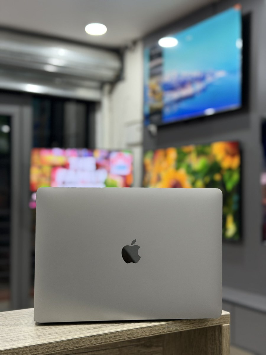 ElectroThrift's tweet photo. MacBook Air M1 8/512gb 13-inch

GH₵ 6,999

Talk to us !
☎️059-861-7460

Visit us - SJA Electronics on Google maps 
📍Ashaley Botwe, Top Floor of the building adjacent Peace Be Plaza. https://t.co/zqYwYMhJiE