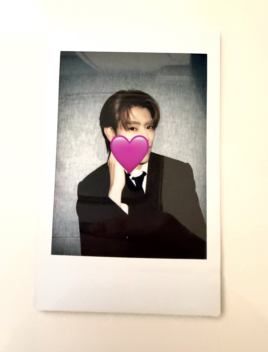 tjbb_show's tweet photo. TJBB JET BANGIN' HMV 
チェキ 交換

【譲】TAKUMI

【求】 TAKI
        SHOW（サイン入り）

7/5ジェトラン、7/17静岡公演、7/23レジットワンマン、8/20宮城公演、9/6新潟公演等で手渡し交換希望です。
お心当たりある方は写真添付で
DMまたはリプをお待ちしております🙇‍♀️ https://t.co/oYzgEiw0wL