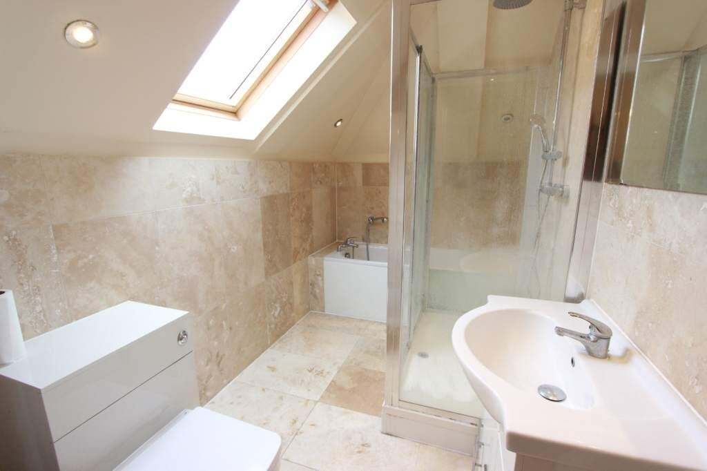 LettingsofLDN's tweet photo. 1 Bed Flat HA3 Westfield Lane, Harrow. Tube, Shops and amenities. #lol #lettingsoflondon #1bed #flats #Harrow #property 

https://t.co/0O39Sy5oPS

AVAILABLE NOW  

02032955000 Call 
07956522481 Whatsapp/message https://t.co/MgIVQ4gNAD