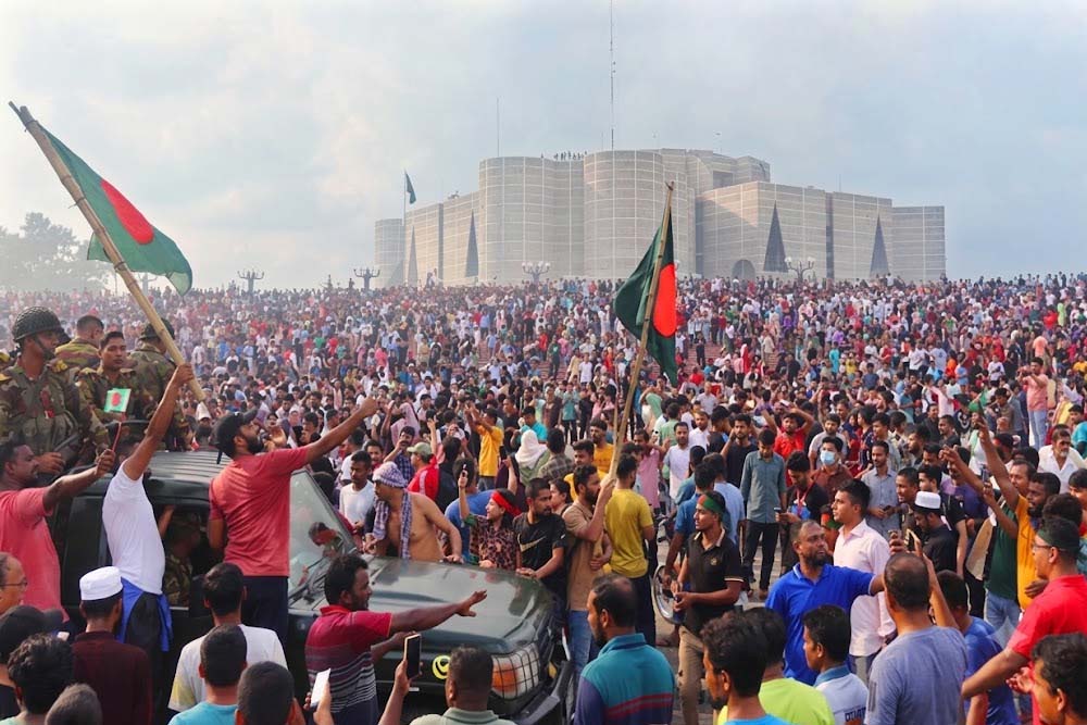 ZajiraNews's tweet photo. জুলাই ঘিরে ছাত্রদল, জামায়াত ও এনসিপির মাসব্যাপী কর্মসূচি ঘোষণা #Chhatra #Dal #Jamaat #NCP #announce #month #long #programs #around #July #ZajiraNews #NewsOfZajira #JajiraNews #Jajira 
বিস্তারিত  নিউজ লিংকে : https://t.co/U5yA6igQEH https://t.co/7i4EsLd5nC