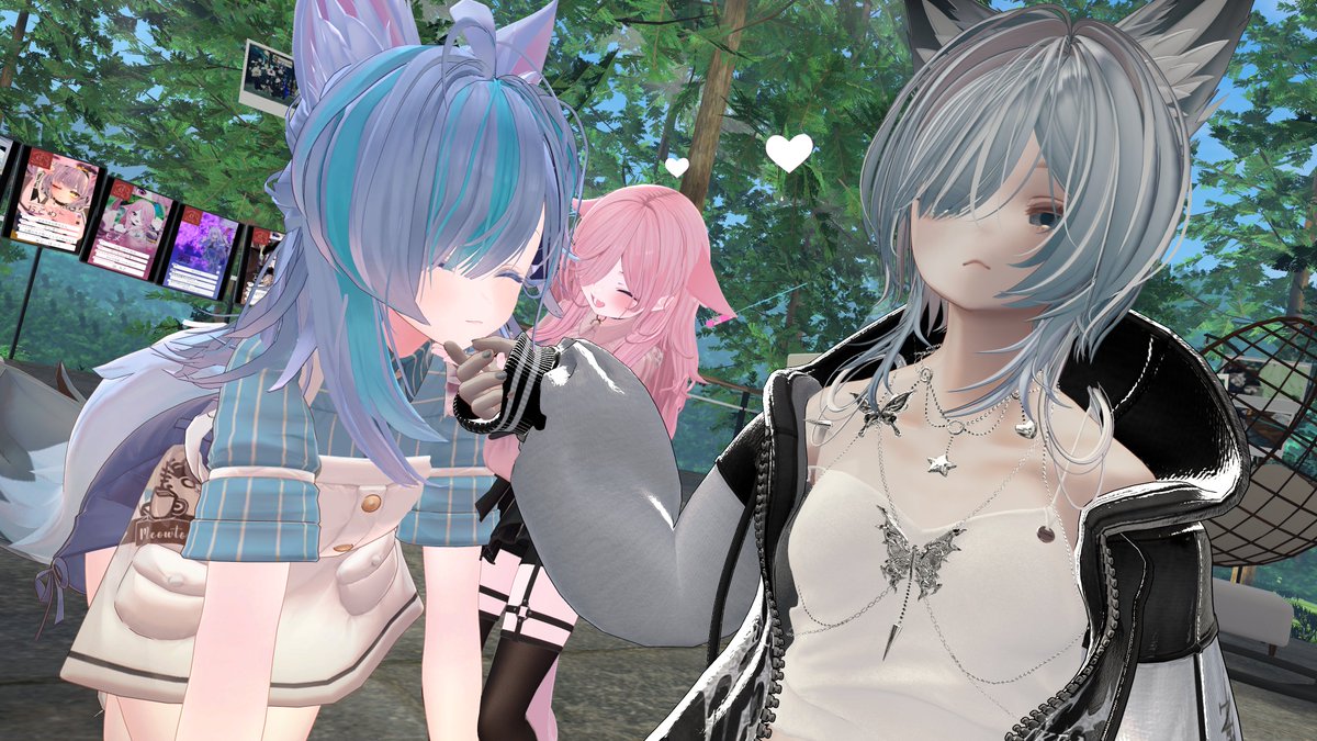 Korede_doudaa's tweet photo. いつにも増して暇を持て余していた店員さん達
新しい猫？になったにわびさん
舞空術を使いこなしているひのめさん https://t.co/8kRza37buP