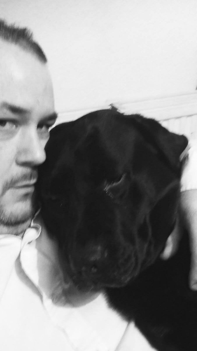 GeoffMiles19's tweet photo. Me and my best mate, 8 years apart, older, more grey hair, less mobile and no wiser but somehow we sre still going! https://t.co/dekZ8pbTFQ