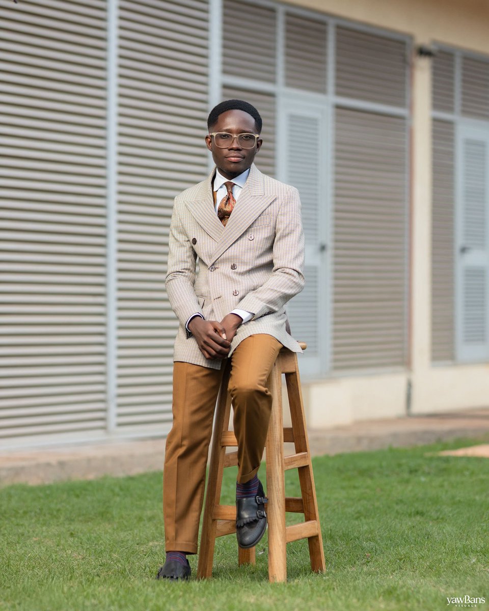 RoRo_Bespoke's tweet photo. The RORO BESPOKE way🕴🏾 https://t.co/5E9AAG98a3