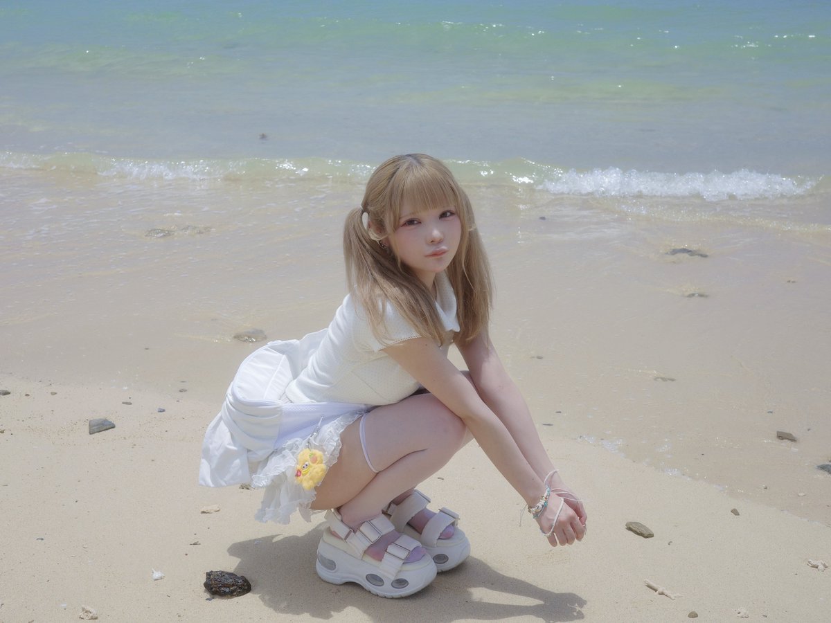 NANIMONO_purin's tweet photo. 147cm 沖縄海デート https://t.co/uQ7293RWQE