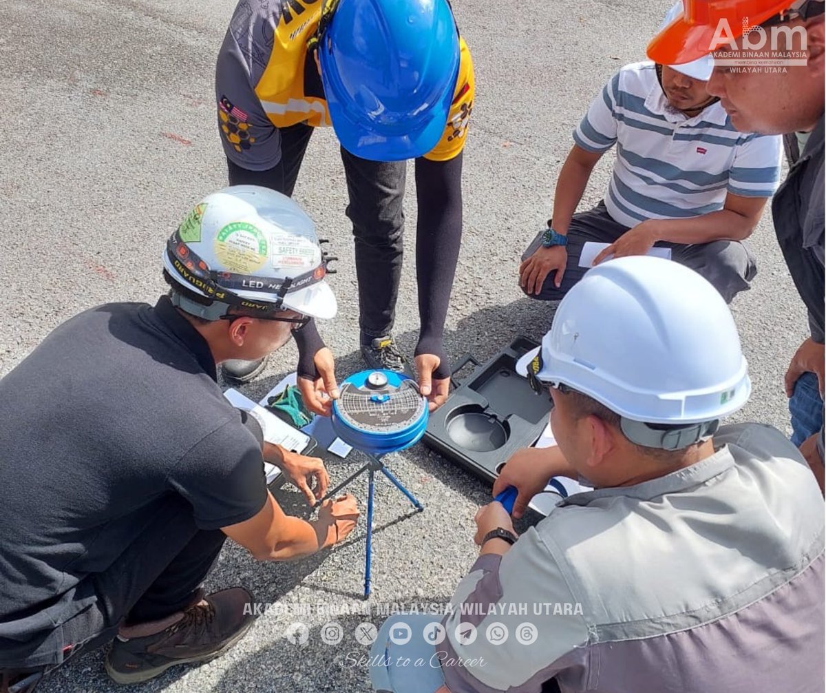 ABMUTARA's tweet photo. ☀️ Sesi latihan Solar PV Julai sedang berlangsung di ABM Utara!

📅 29 Jun – 3 Julai 2026

📢 Pendaftaran Sesi Ogos (17–21 Ogos 2026) kini dibuka.

Daftar sekarang:
https://t.co/L5Zt7rsjoV

#ABMUtara #SolarPV #SEDA #TVET #CIDBMalaysia https://t.co/E4COgJEKGp
