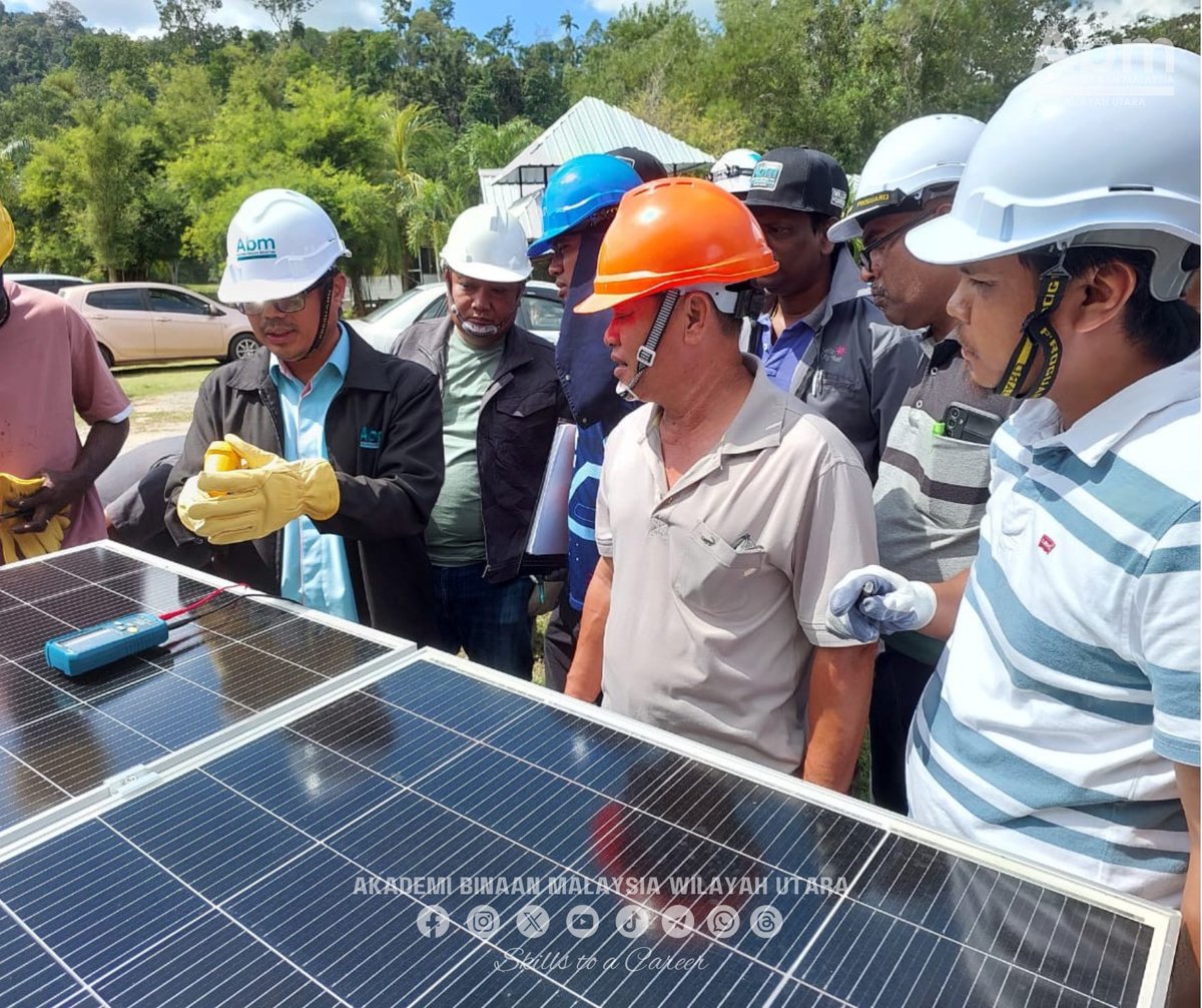 ABMUTARA's tweet photo. ☀️ Sesi latihan Solar PV Julai sedang berlangsung di ABM Utara!

📅 29 Jun – 3 Julai 2026

📢 Pendaftaran Sesi Ogos (17–21 Ogos 2026) kini dibuka.

Daftar sekarang:
https://t.co/L5Zt7rsjoV

#ABMUtara #SolarPV #SEDA #TVET #CIDBMalaysia https://t.co/E4COgJEKGp