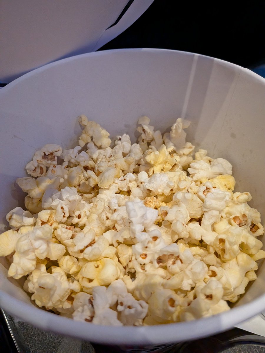 captain_koold's tweet photo. 名古屋エリア限定のポップコーンみそ味 https://t.co/9AkezJyc75