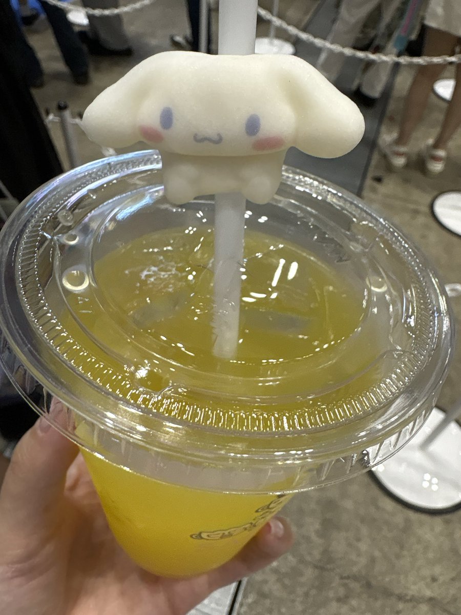 seu_cca's tweet photo. むにむにシナモンだもん
もちもちボールも食べたもん

#サンリオフェス2026 https://t.co/OLS7XKI8Z1