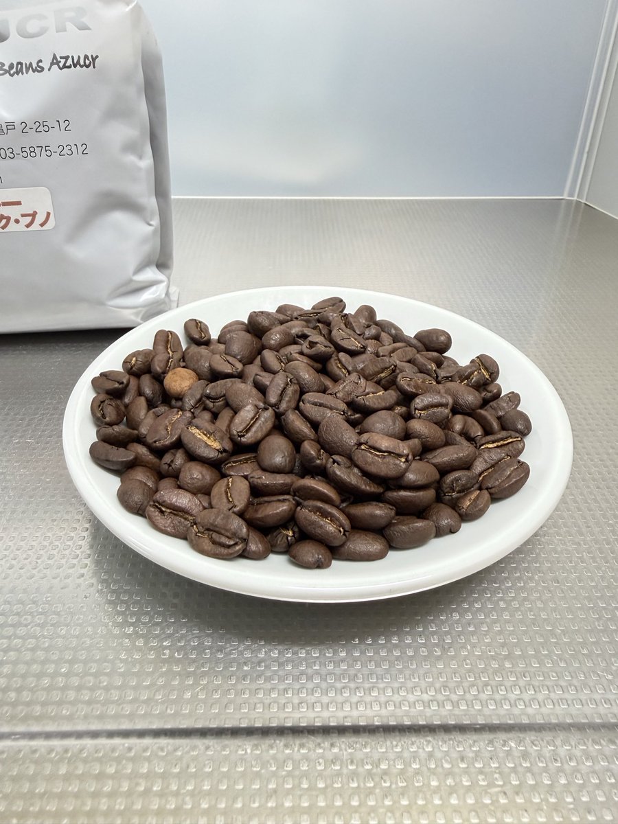 CoffeeMoriko's tweet photo. ペルークラシック・プーノ（珈琲ビーンズアスカル）
グリーンアップルのような爽やかな酸味と、自然な甘さ。後半にはアーモンドのような香ばしさも感じられて、かなりバランスの良い一杯でした。
#コーヒー
#スペシャルティコーヒー　
#ハンドドリップ　
#ペルーコーヒー　
#シングルオリジン https://t.co/4LzMplm0dS