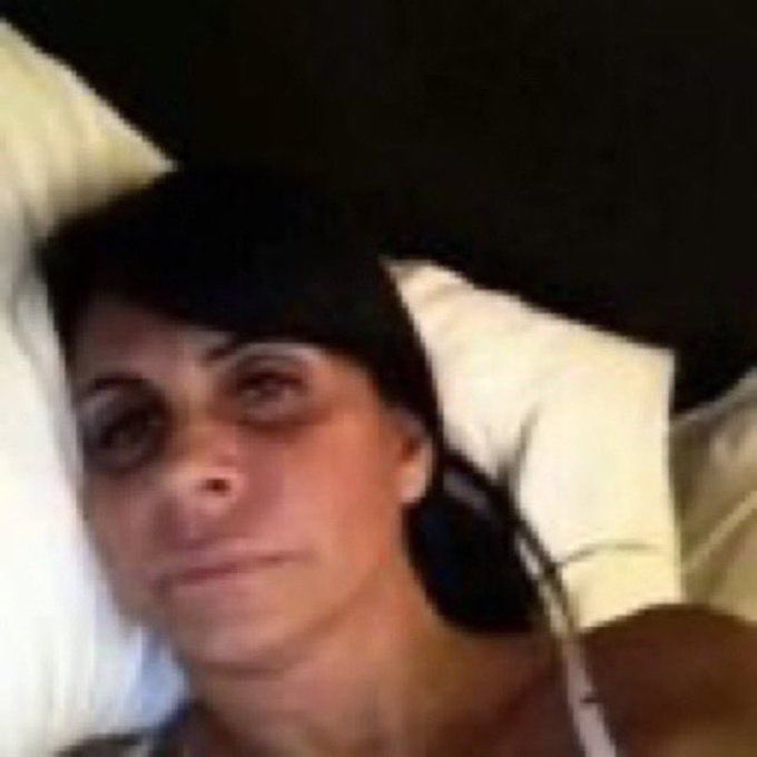 beeloov's tweet photo. @CoolLipeMonster @gagasourcelgs juro nem as caixas de som ligaram pra gnt https://t.co/5b1dkNROUc