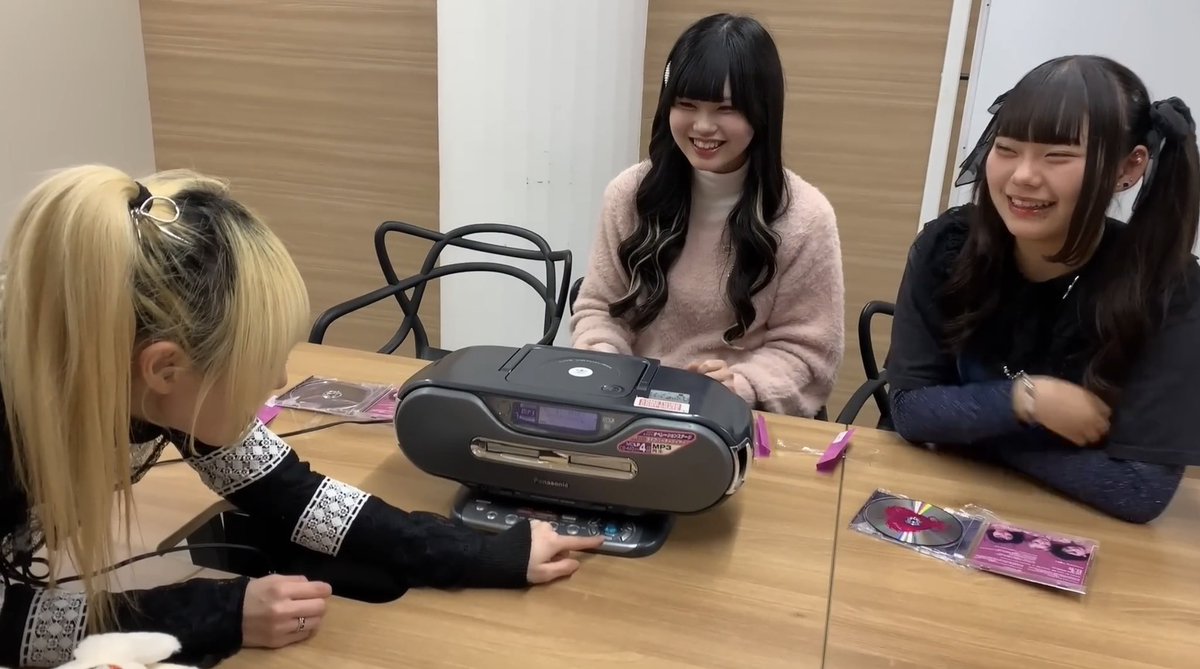 はる陽。の配信中にすげーどうでもいいことに気づいた。 それは、はる