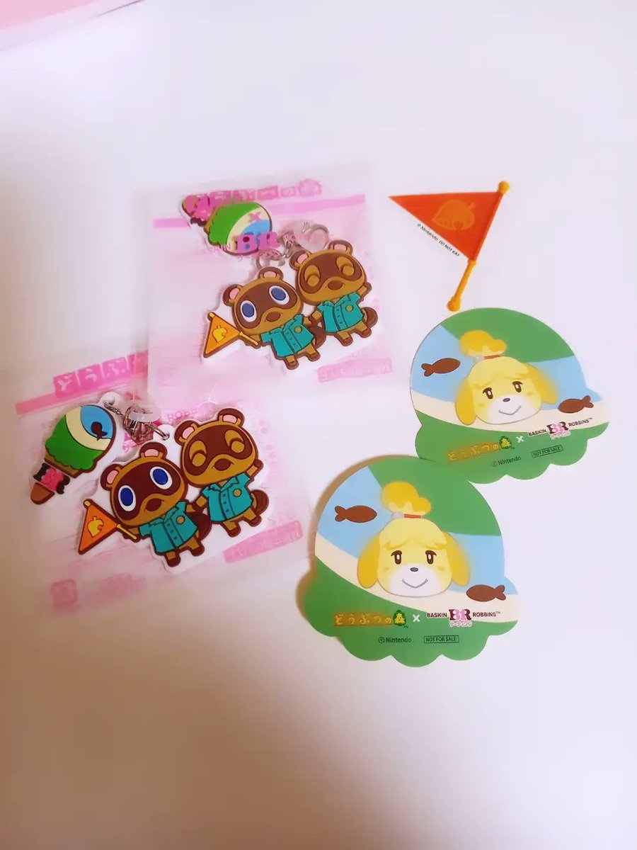 hononene's tweet photo. サーティワン×どうぶつの森 コラボ ͛.*🍃⁡
⁡⁡
⁡⁡欲しかったチャームGETできました⁡ 🌳⋆꙳
かわいすぎる (*´˘`*)❤︎

⁡⁡#サーティワン
#どうぶつの森コラボ https://t.co/dqEgfsv5AU