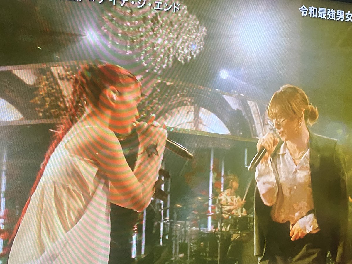 BiSH34926604's tweet photo. 渋谷龍太とアイナのコラボ！熱い！仲良いのもエモい！ 最強ボーカリストだ！
#FNS歌謡祭夏 
#渋谷龍太 
#アイナジエンド https://t.co/UrW6GE7ba2