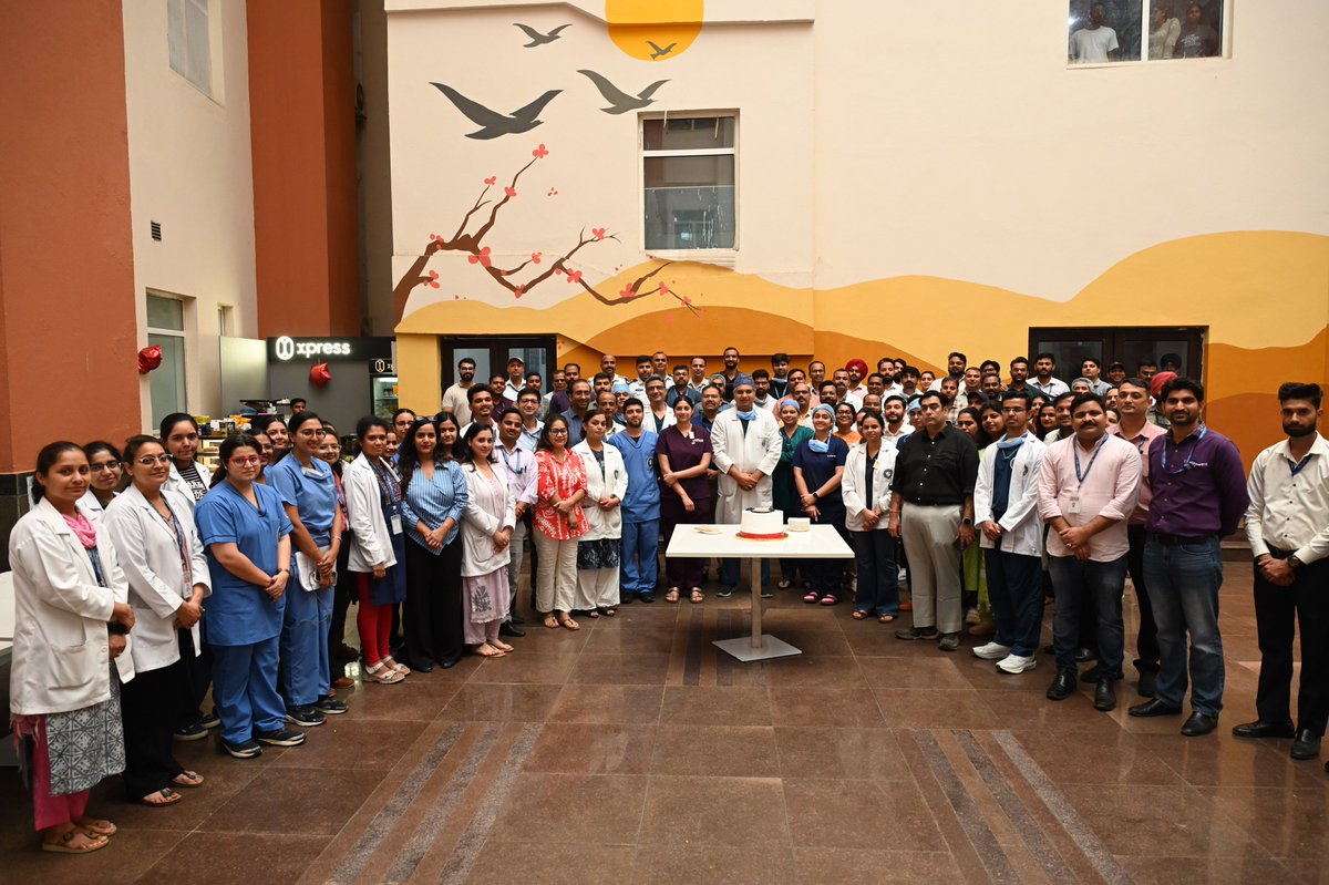 HBCHRC_Punjab's tweet photo. Celebrating healers who dedicate their lives to caring for others. 

On occasion of Doctors' Day, we came together for a cake-cutting ceremony in our New #Chandigarh &amp; #Sangrur campuses to express our heartfelt gratitude to our #doctors.

Happy Doctors' Day to all!

@docgulia https://t.co/jzLtzE8NhN