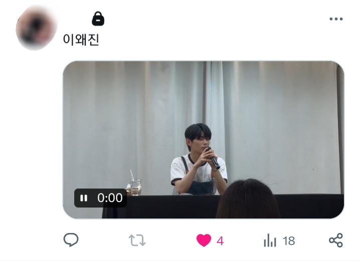 ollover_ol's tweet photo. 후루와친구 없는거 너무너무슬퍼서 언니끌고감ㅅㅂ https://t.co/mdaRtAC4J2