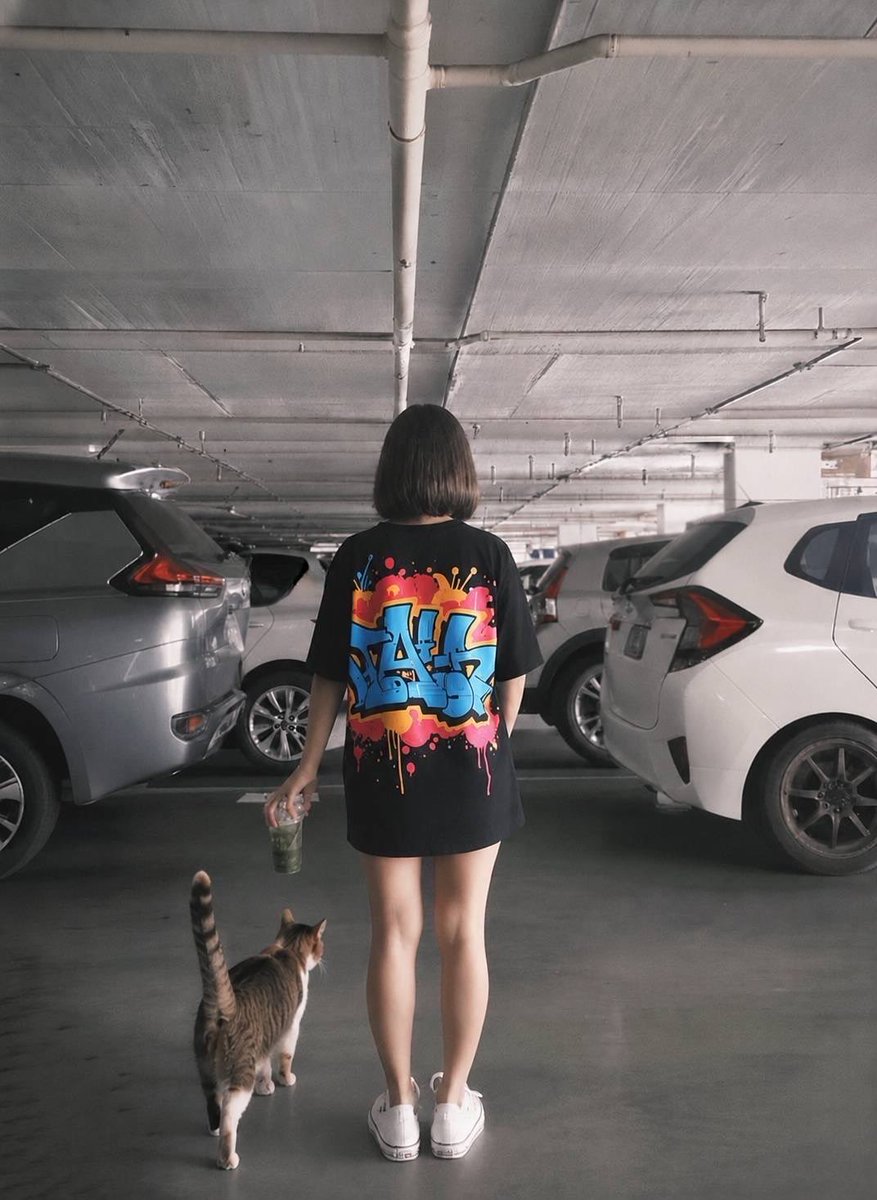 CCeocool's tweet photo. 🐾 มีเพื่อนเดินด้วย ก็ทำให้วันธรรมดาดูพิเศษขึ้น 🤍
เติมพลังดี ๆ กับเจ้าเหมียวแถวงานนิคม304 🐱🍃เดินเล่น สูดอากาศ แล้วค่อยไปต่อ
🐾 catcozycat มีแมวไปด้วย
#นิคม304 #ปราจีนบุรี #โปร่งไผ่ https://t.co/a8UCd3fnAw