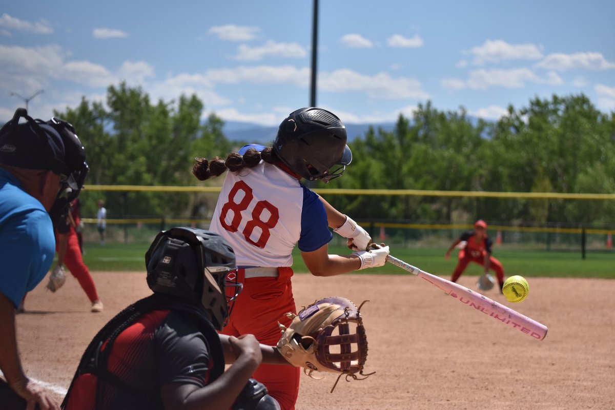 Gabirojas_18's tweet photo. Thank you to team Cuba & coaches Ed, Ruben, and Steve @TCICTEAMCUBA for the opportunity to represent my heritage in Colorado ! Amazing team, Great families 🇨🇺❤️ #TeamCuba #Heritage https://t.co/nsXJ6w4Mok