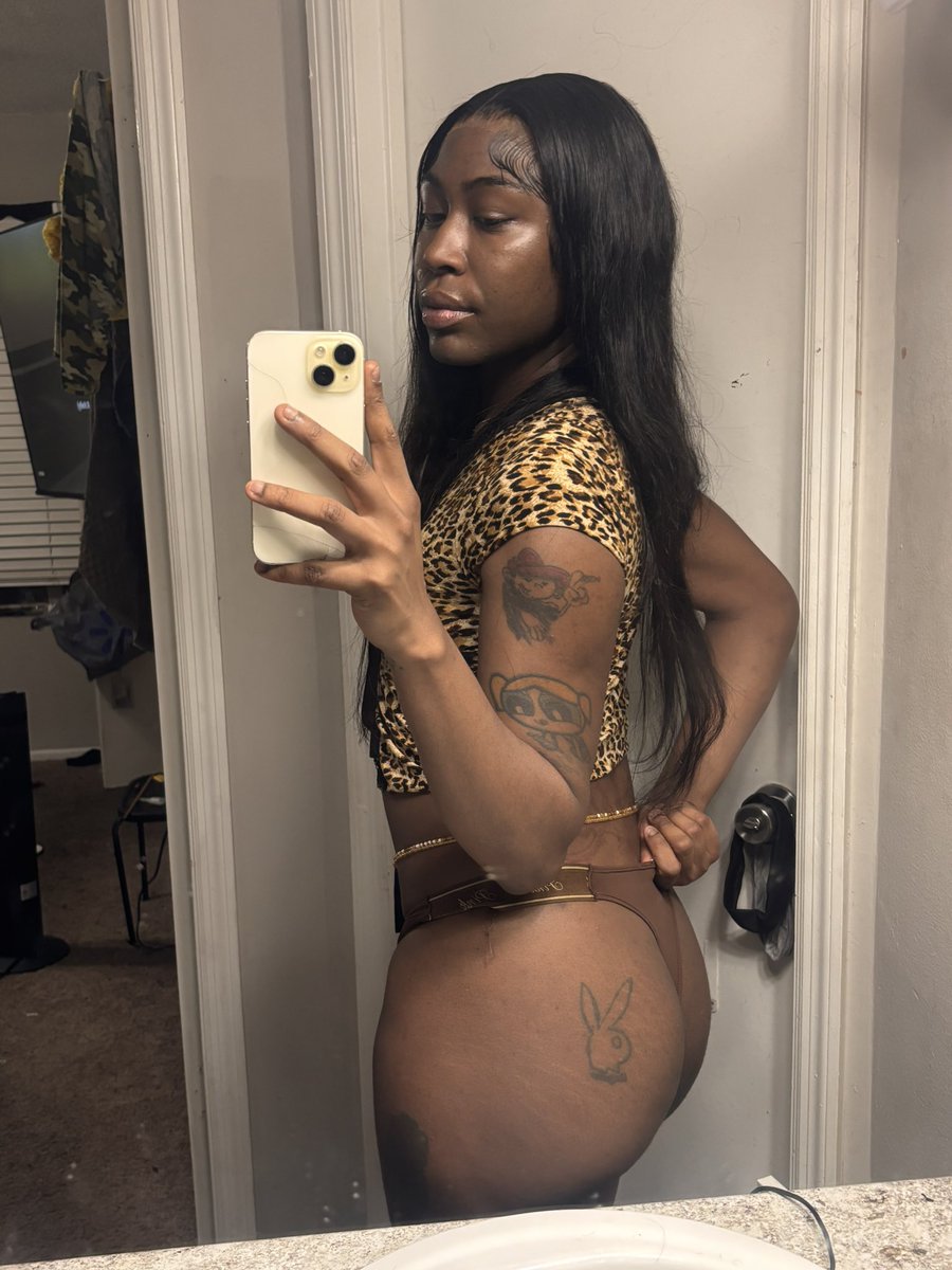 nicelesbiann's tweet photo. Goodmorning 😋 ! It’s JuLY ! My birthday month 🐆🤎 https://t.co/6ewDlbUgCk