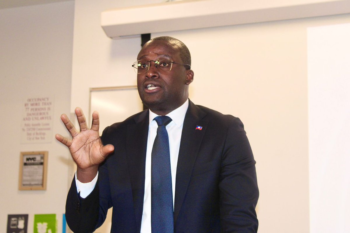 ULCCHaiti's tweet photo. Dans le cadre de l’élaboration de la nouvelle SNLCC, l’ULCC a consulté la diaspora haïtienne le 19 juin 2026 au Brooklyn College (New York), avec l’appui du MAEC et de l’ONUDC. Une étape clé, après les consultations menées dans plusieurs Départements d’Haïti. https://t.co/Rq7LR9O55j