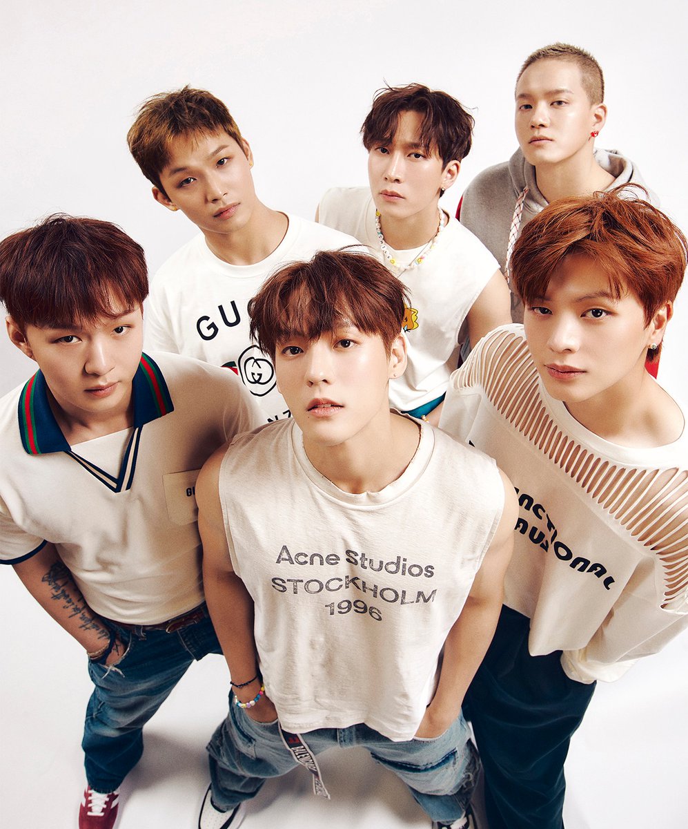 s_21083206's tweet photo. 7月スタート
今年の夏🏄☀️🍧ももうすぐ
BTOB 🐱🐿️🍑🐻🐧🦊
と一緒に
#BTOB #비투비
#SeoEunKwang #소운강
#LeeMinhyuk #이민혁 #HUTA
#LEE_CHANGSUB #이창섭
#LIM_HYUNSIK #임현식
#프니엘 #PENIEL
#YOOK_SUNGIAE #육성재 https://t.co/YybOYvqmWs