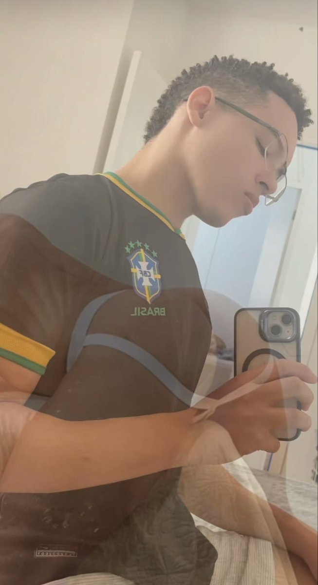 kingfael's tweet photo. Bom dia com aquela trend https://t.co/Sc5EUBz76z