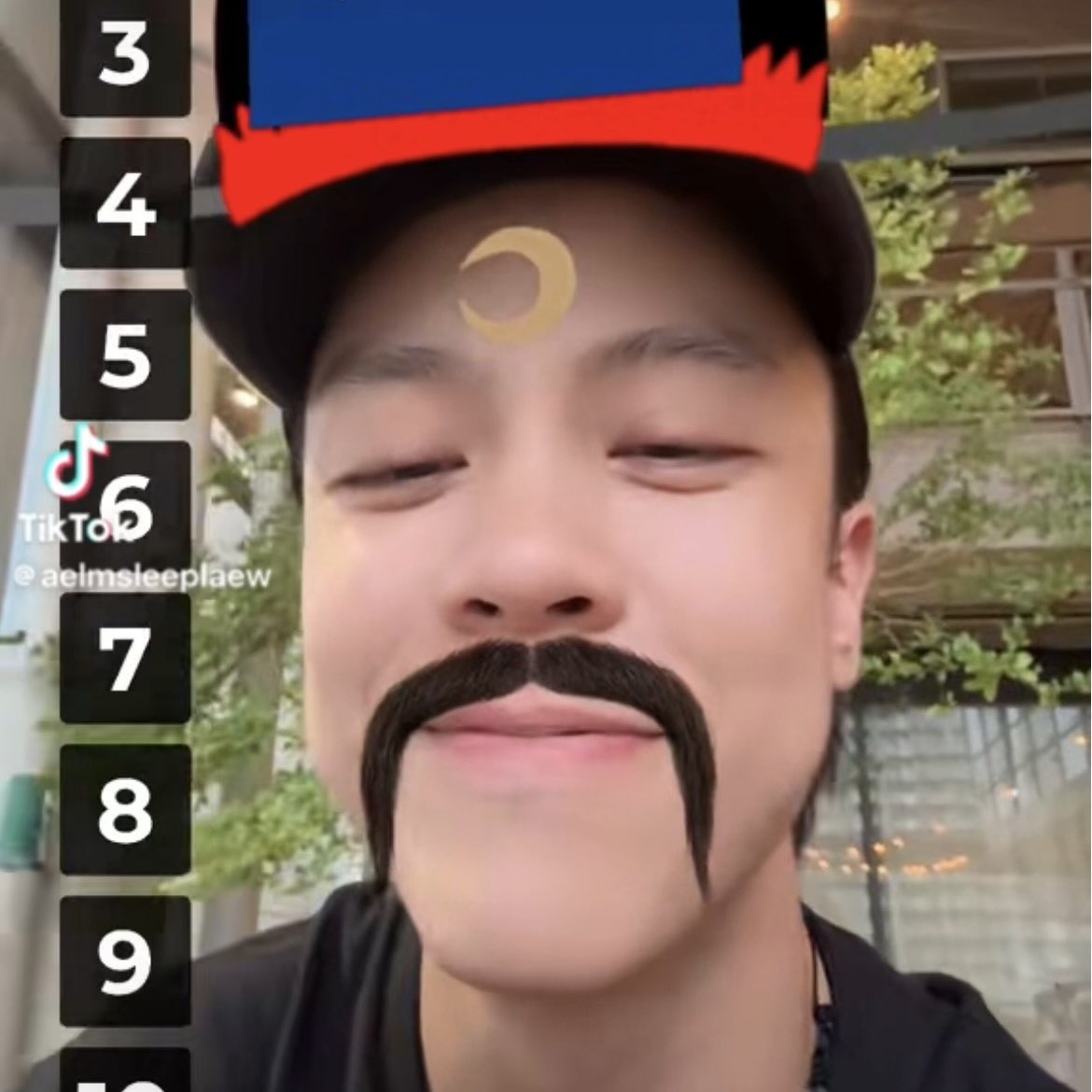 M150_Backpain's tweet photo. จัดอันดับหนวด(ปลอม) เอม พุมพัด
1.หนวดท่านเปา ⬆️
2.หนวดพิจ๋าย ⬇️
3.หนวดทัตเทพ ⬇️
#aelmsleep https://t.co/HBhw5ii2Tr