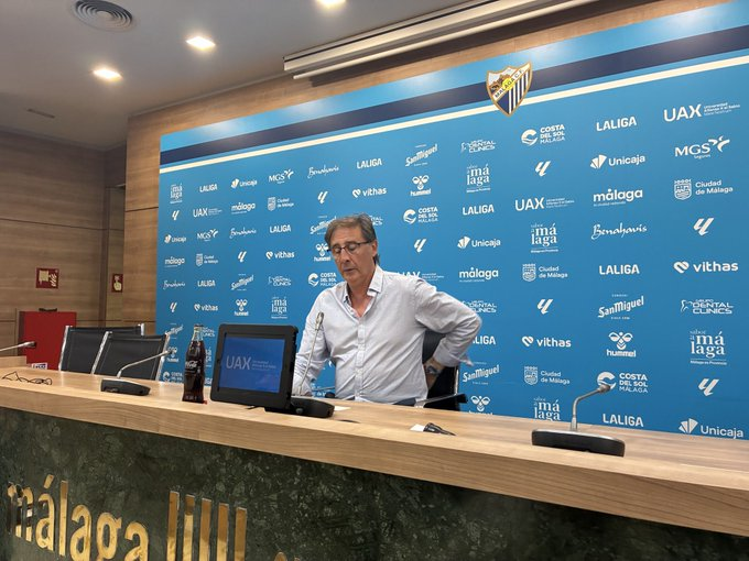 MCFsider's tweet photo. LQDL

Lo que diga Loren.
Estoy en algunas cosas en desacuerdo pero se ha ganado mi confianza y estima.
Todo el trabajo que haga a partir de ahora, está más que justificado.

El mercado del Málaga ahora es muy difícil eso sí. https://t.co/dQpU7mQn1q