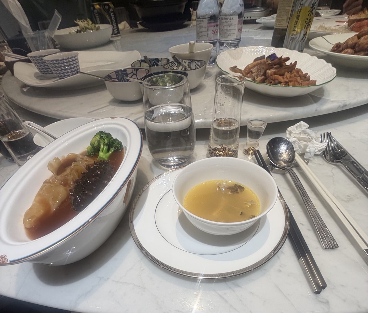 anna167167167's tweet photo. 饭局推票子了 https://t.co/FRgASNJhWu