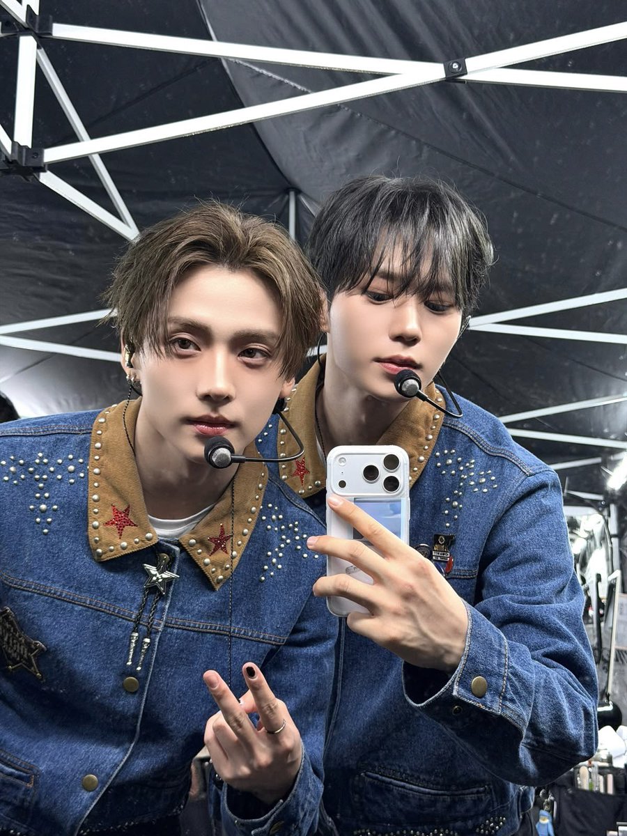 picbaemon's tweet photo. BABYMONSTER is joined by Sangwon and Junseo from ALPHA DRIVE ONE in the eleventh episode of UPCONO💙 https://t.co/VRZIVo2OLW